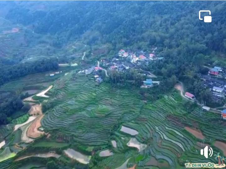 Cong Troi Homestay Хазянг Екстер'єр фото
